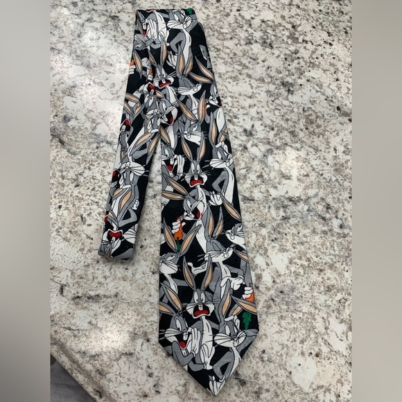 Vintage Looney Toons Bugs‎ Bunny Theme Neck Tie EUC - Picture 1 of 6